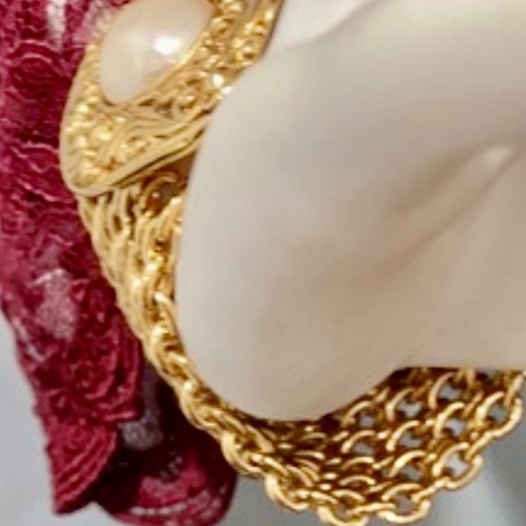 CHANEL 1980’S BYZANTINE STYLE WIDE PEARL METAL CHAIN BRACELET - Picture 10 of 12